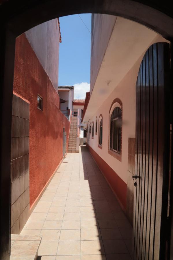 Suites Libertah Peruíbe エクステリア 写真