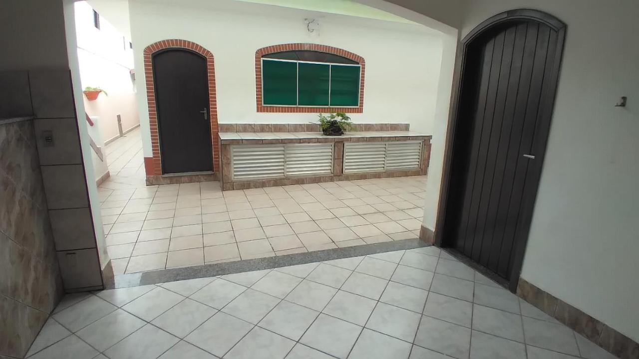 Suites Libertah Peruíbe エクステリア 写真